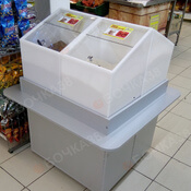 Пластиковый пищевой короб для хранения сыпучих продуктов в магазине